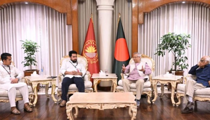 এনসিপি নেতাদের আশ্বস্ত করেছেন