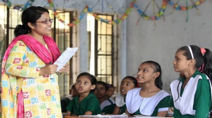 prathomik school teacher প্রাথমিক 1024x538 1